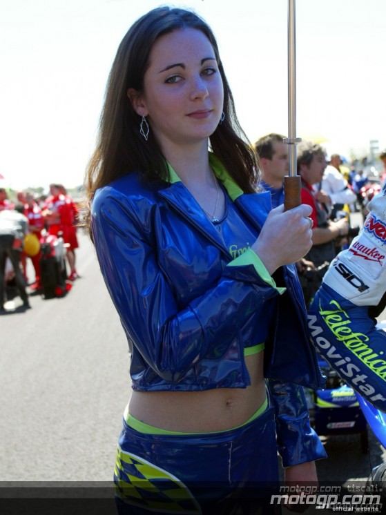 Paddock girls Le Mans