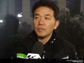 ... Racing Director <b>Ichiro Yoda</b> ist das heutige MotoGP Gesicht. - 182076_yoda-800x600-mar11.jpg..gallery_thumbnail_2x