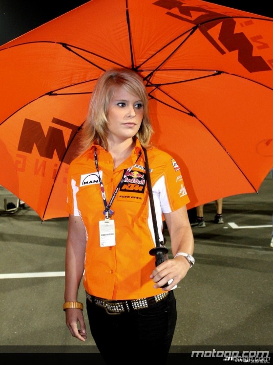 Paddock Girls - Losail Circuit