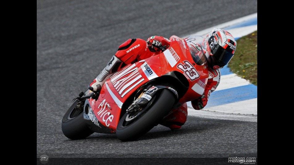 Marco Melandri in action in Estoril (MotoGP)