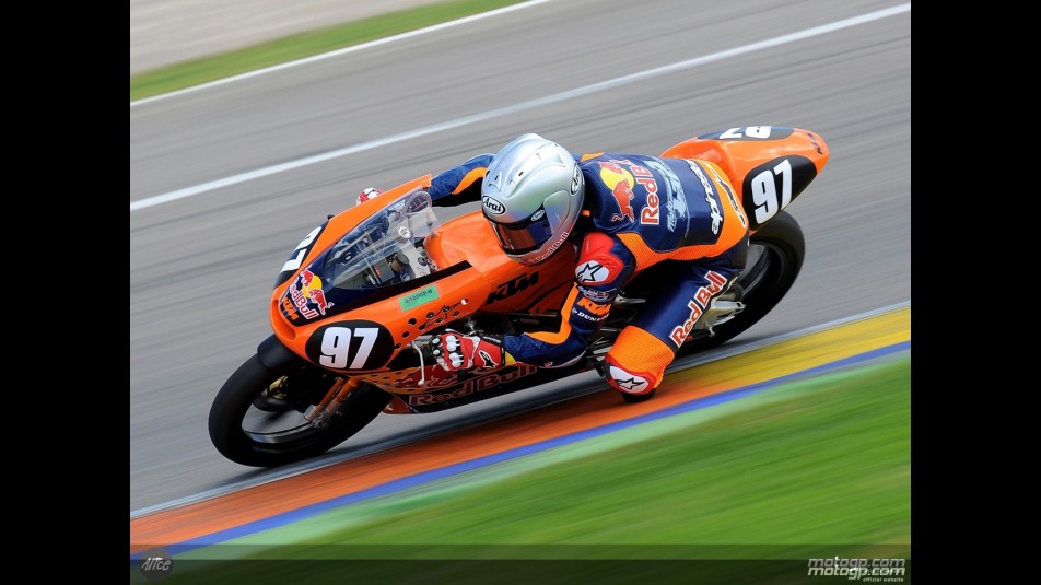 Cameron Beaubier in action in Valencia (Red Bull MotoGP Academy)