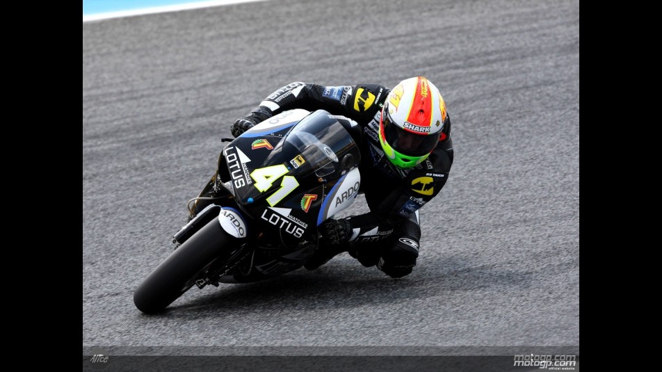 Espargaro in action