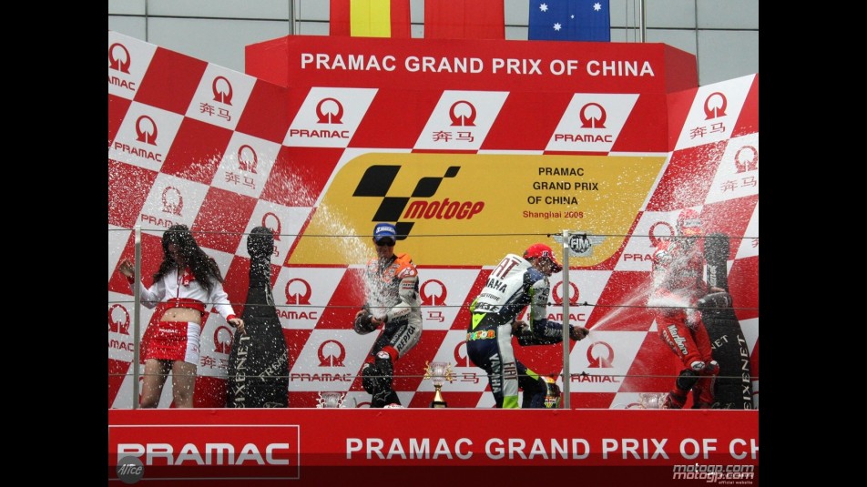 Rossi, Pedrosa and Stoner onthe podium at Shanghai (MotoGP)