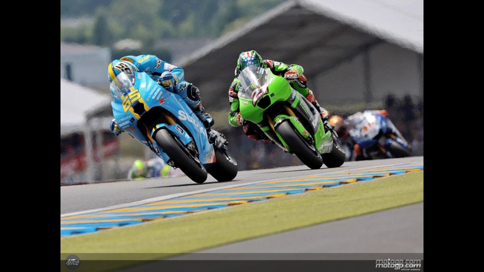MotoGP group in action in Le Mans