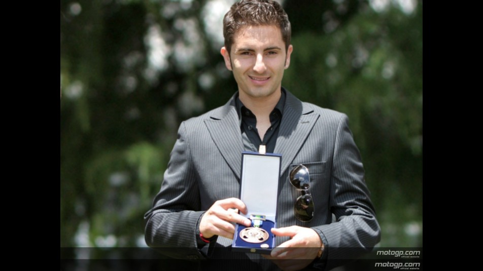 Faubel awarded medal for `sporting merit´