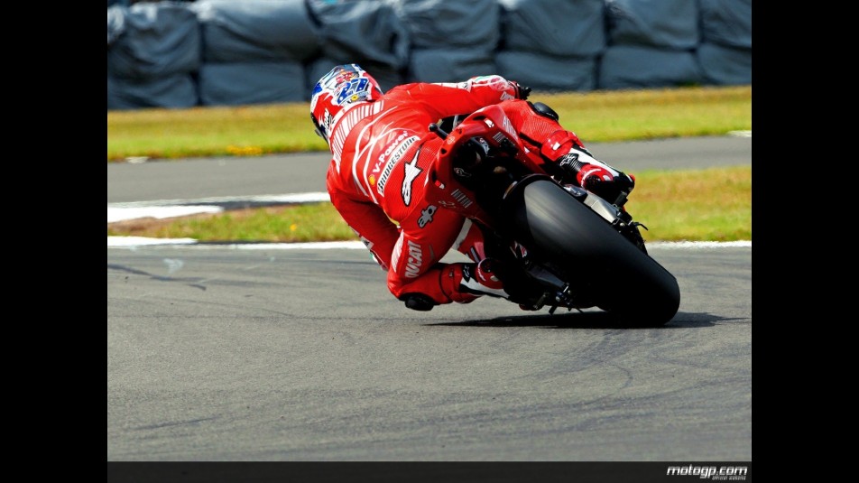 Casey Stoner in action in Donington (MotoGP)