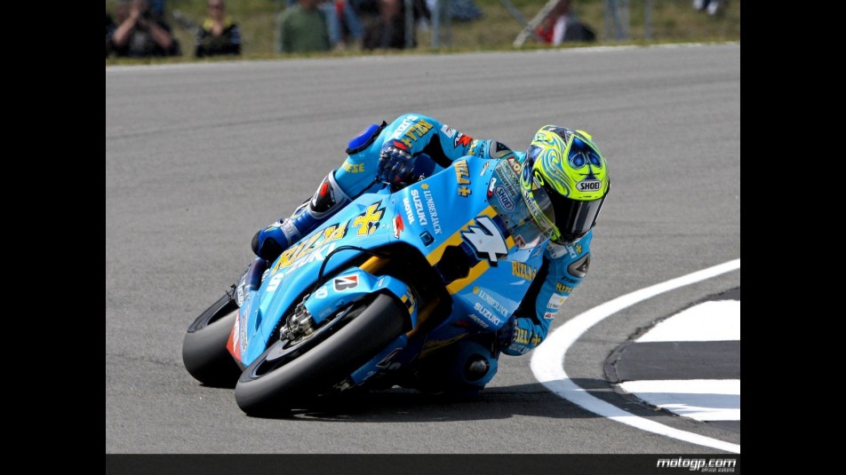 Chris Vermeulen in action in Donington (MotoGP)