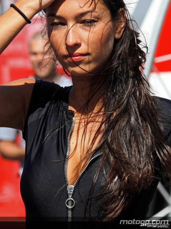 Paddock Girls - Donington 2008 - 7