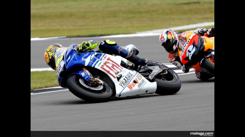 Valentino Rossi in action in Donington (MotoGP)