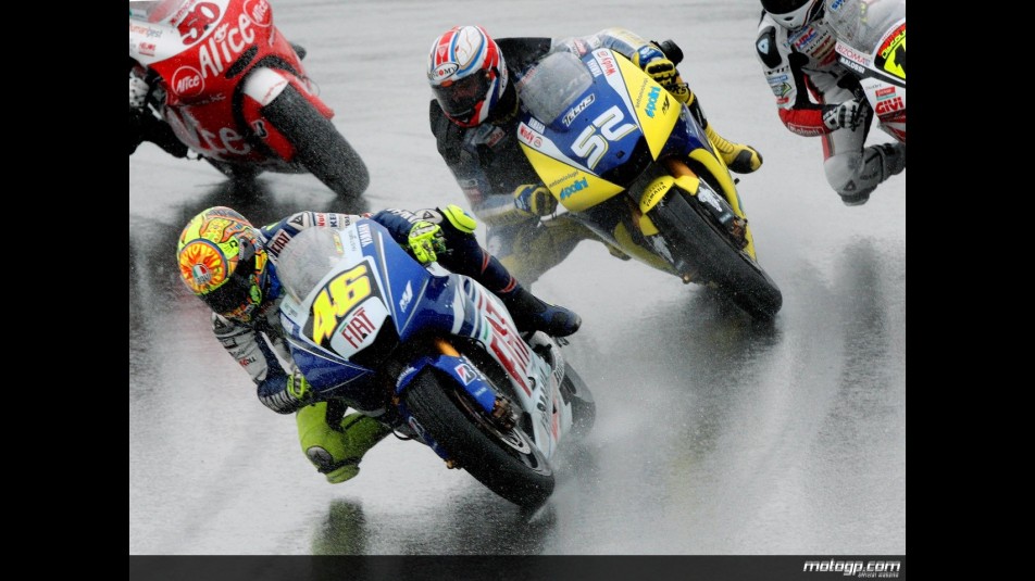 Rossi and Toseland in action in Sachsenring (MotoGP)
