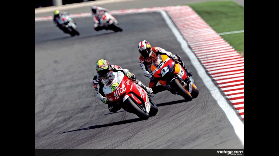 Spanish riders Toni Elias and Dani Pedrosa in action in Misano (MotoGP)
