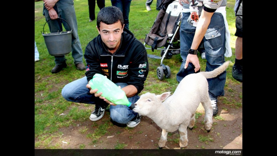 Mike di Meglio at a typical Australian Farm