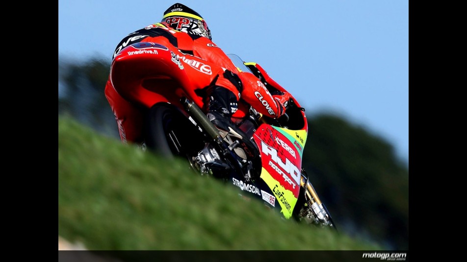 Mike di Meglio on track at Phillip Island