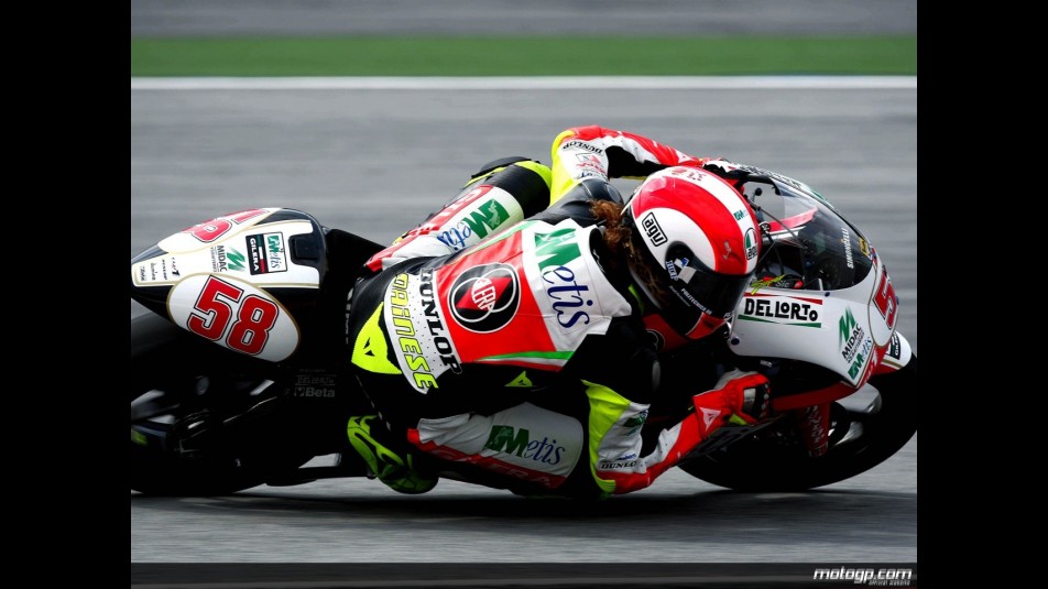 Marco Simoncelli in action in Sepang (250cc)