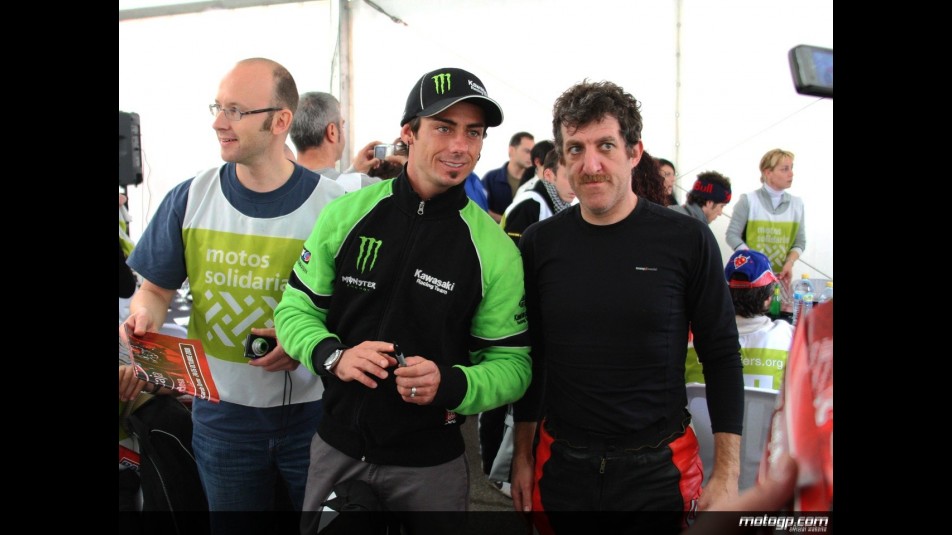John Hopkins meets the fans during Valencia´s Day of Champions