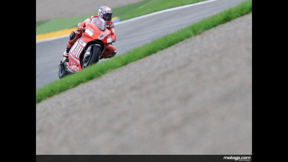 Casey Stoner in action in Valencia