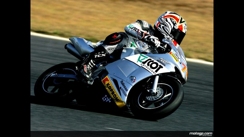 Yuki Takahashi at 2 hours race 2008 in Twin Ring Motegi