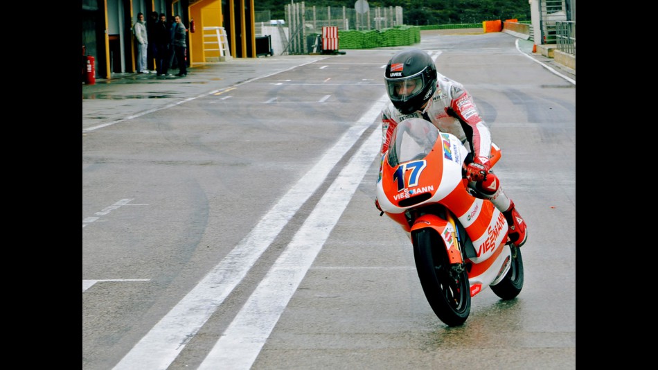 Stefan Bradl at the 125cc Valencia test