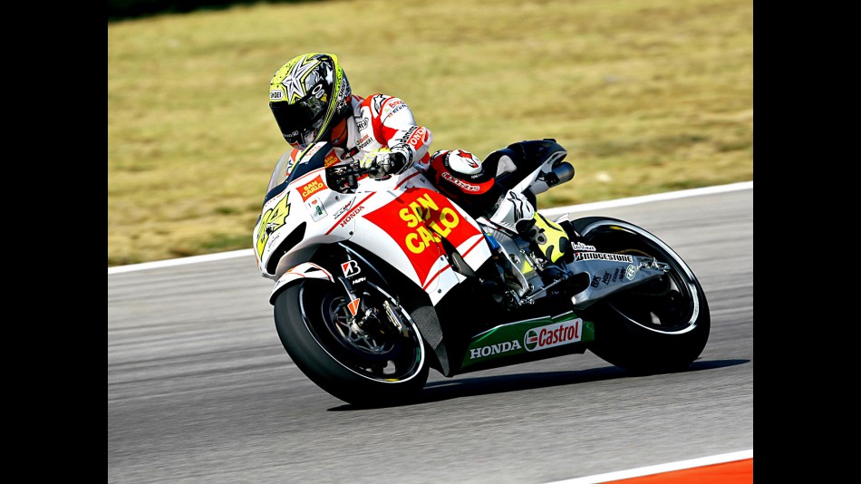 Toni Elias in action in Misano