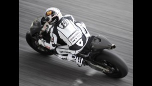 De Puniet looking for solutions to cornering problem