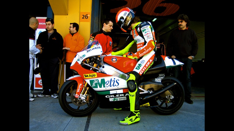 Marco Simoncelli in Pit Lane at Valencia Test