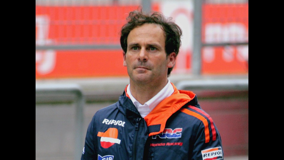Alberto Puig in Pit Lane