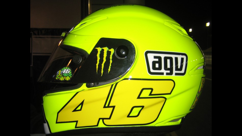 valentino rossi helmet 2009. Valentino Rossi new helmet