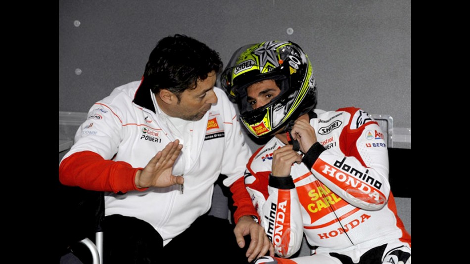 Toni Elias in Honda Gresini garage