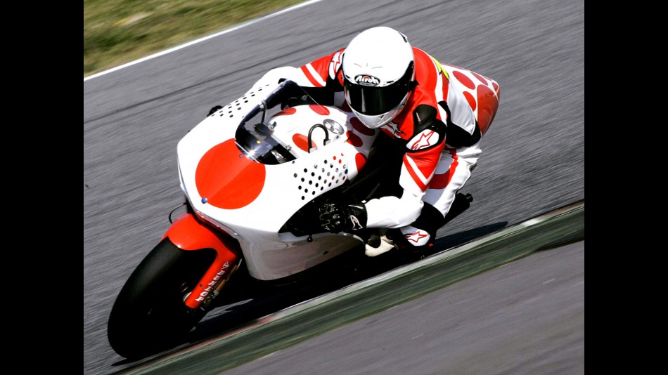 Hector Barberá in action at Montmeló Test