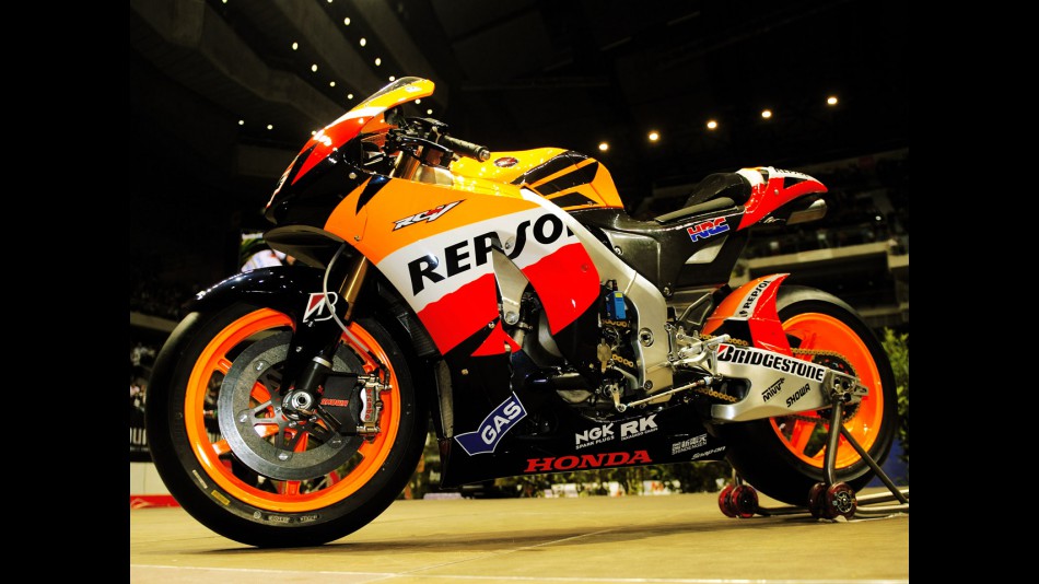 Repsol Honda's 2009 RC212V unveiled in Madrid