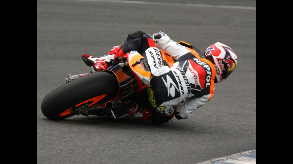 Repsol Honda's Andrea Dovizioso in action