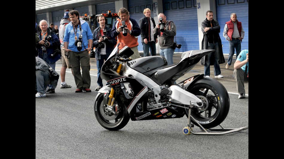Hayate Racing bike unveiling in Jerez