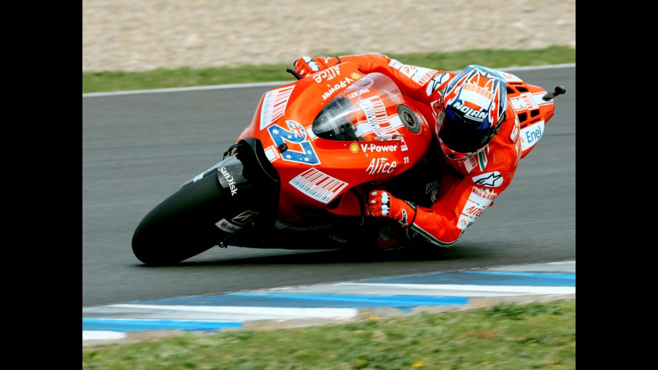 Casey Stoner in action at the Official MotoGP Test in Jerez
