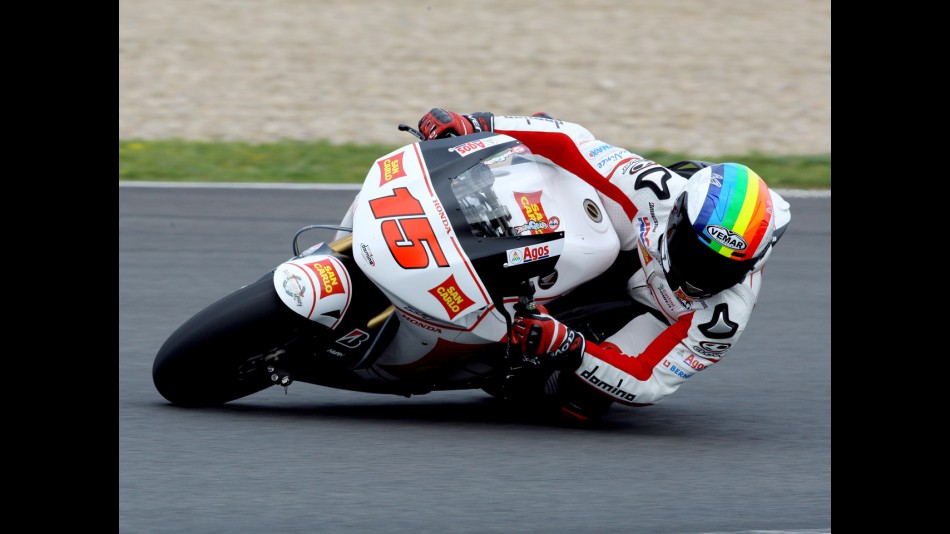 Alex de Angelis in action at the Official Test in Jerez