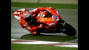 Stoner just ahead of Rossi in FP2