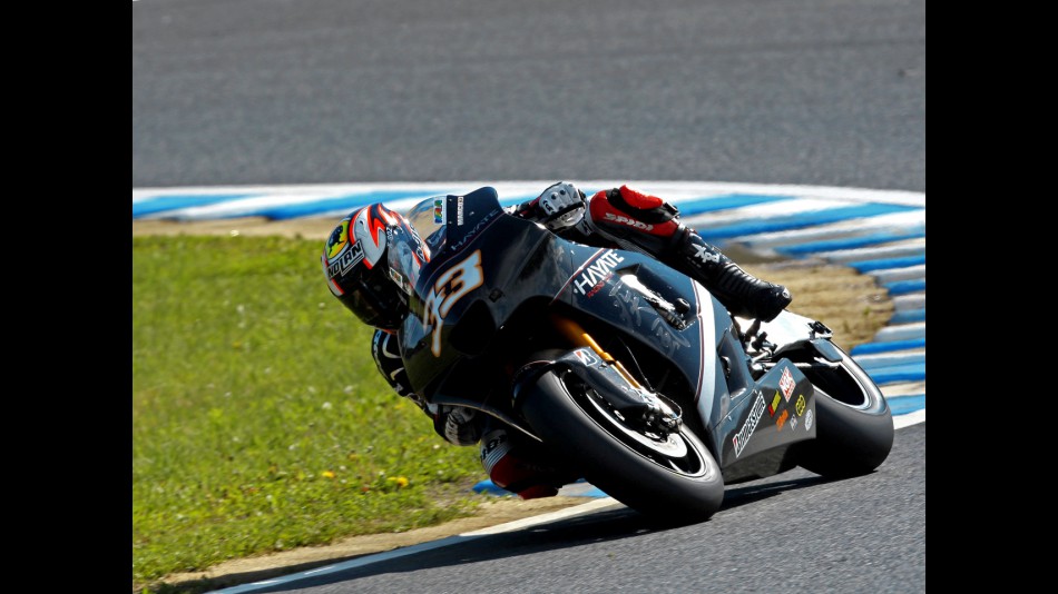 Marco Melandri in action in Motegi