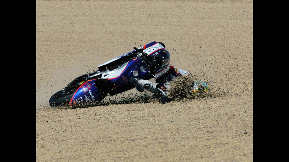 Karel Abraham crashes during 250cc race in Jerez