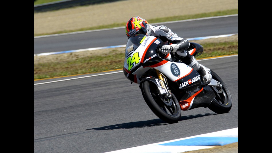 Simone Corsi in action