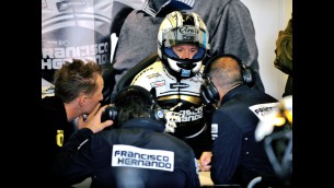 Gibernau to miss race and have surgery on Monday