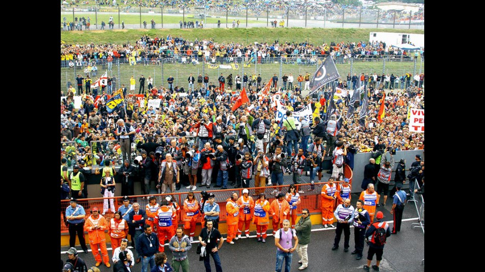 Public ambient at the Gran Premio D´Italia Alice