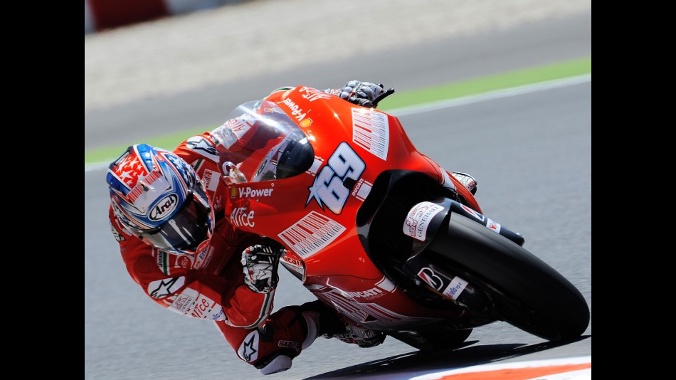 Nicky Hayden in action in Montmeló