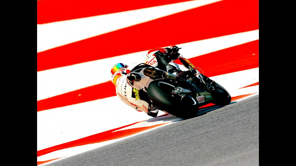 Alex de Angelis in action in Montmeló