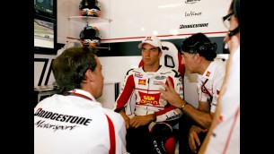 de angelis unsatisfied with his position