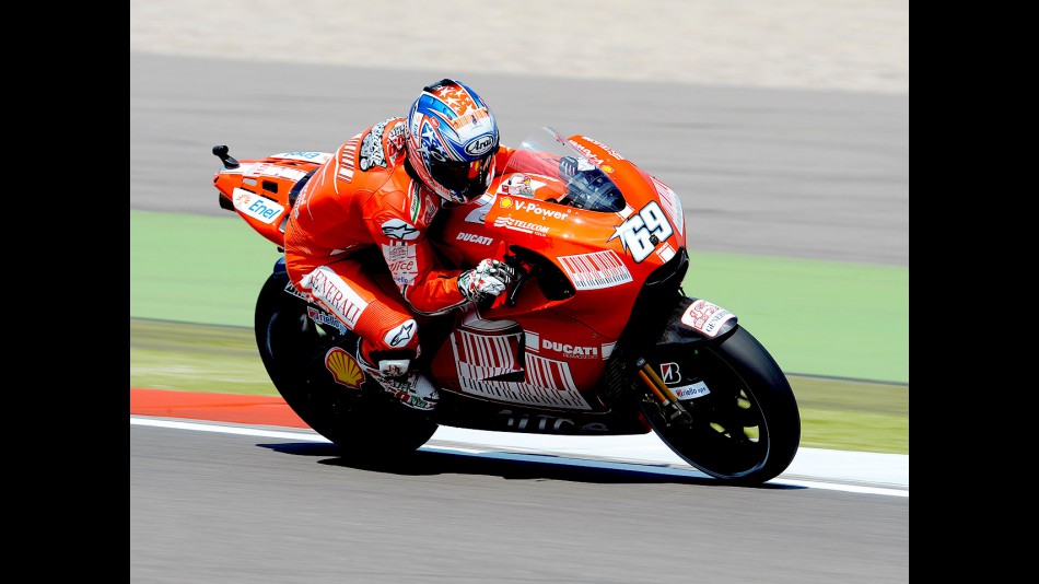 Nicky Hayden in action in Assen