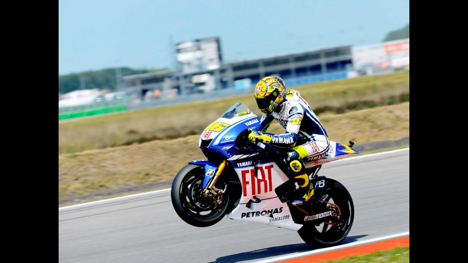 Valentino Rossi pulls off a wheelie in Assen