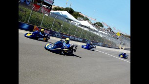 Rossi beats MotoGP Legends in SuperKart exhibition