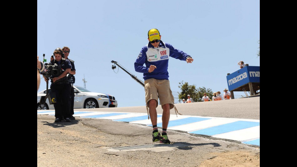 Valentino Rossi inspects the corkscrew for motogp.com