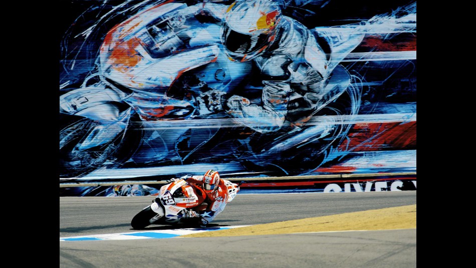 Nicky Hayden in action at the Red Bull U.S. Grand Prix