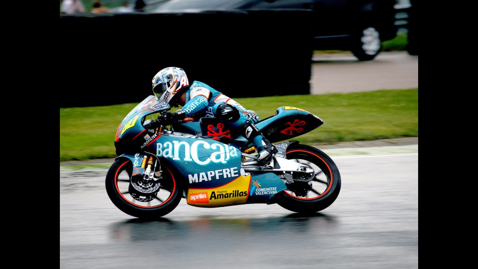 Julián Simón in action