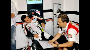 De Puniet reviews donington friday free practice